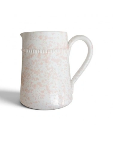 Brocca centinata in ceramica rosa schizzata con fondo smaltato, h. 16 cm